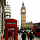 Cabina de tel�fono con torre de Londres al fondo