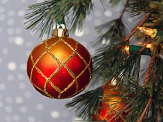 Bolas de navidad en �rbol